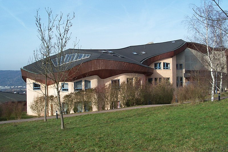 File:Trier-germany-waldorfschule.jpg