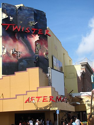 <span class="mw-page-title-main">Twister...Ride it Out</span> Defunct theme park attraction