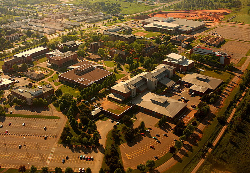 File:UPEI (2633716968).jpg