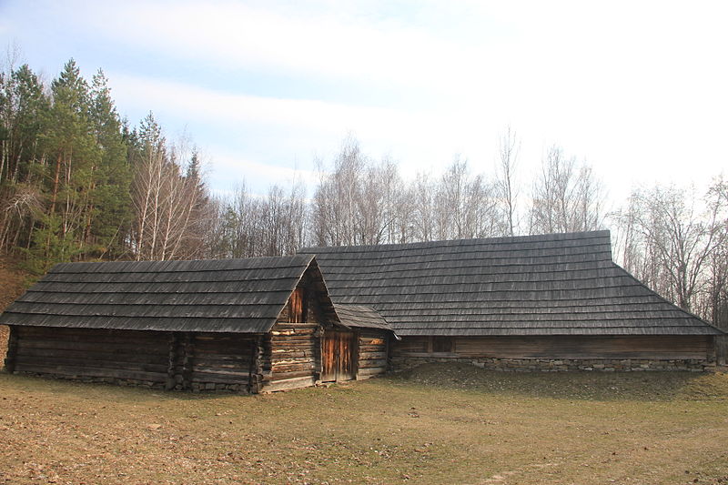 File:Verkhovyna town Grazhda 3541.JPG