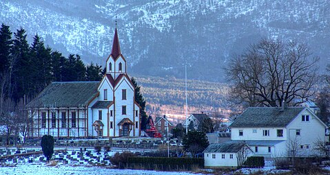 Vestnes Gereja, Vestnes - panoramio (269).jpg