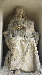 Marie à l'Enfant et aux raisins[23] du XVIe siècle.