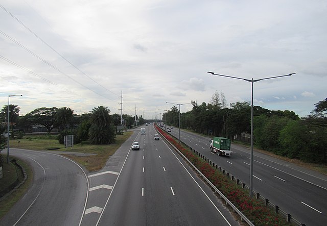 NLEX near the Santa Rita interchange in Guiguinto