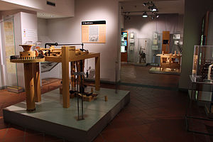 The museum houses a large collection of models constructed on the basis of Leonardo's drawings. Vinci, museo leonardiano (sede dell'ex-museo ideale) 05..JPG