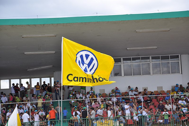 File:Volkswagen Caminhões (4184957540).jpg