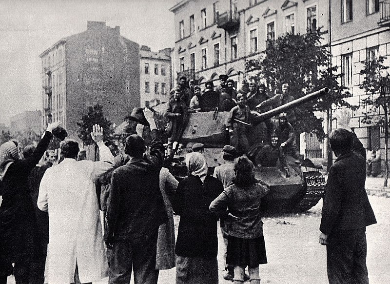 File:Wyzwolenie Pragi wrzesień 1944.jpg