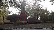 Братська могила радянських воїнів, пам’ятний знак воїнам-землякам, 1975.jpg