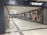 Corridor to the eastbound line 6 platform