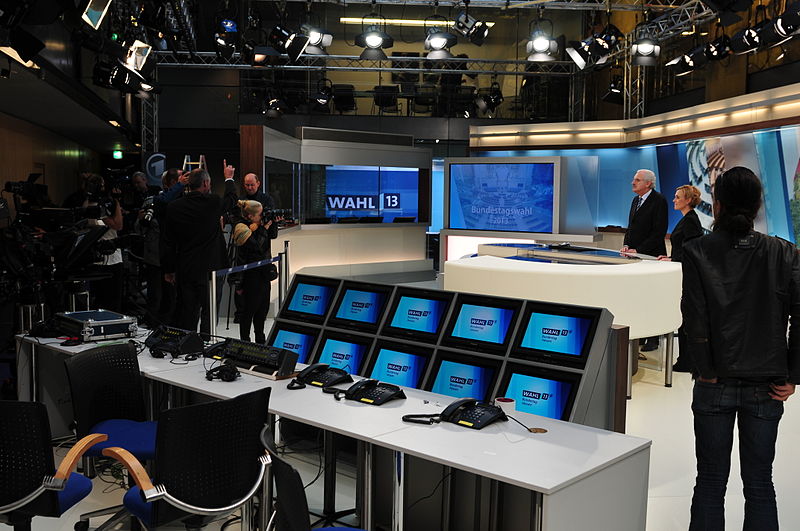 File:13-09-20-ard-wahlstudio-2013-13.jpg