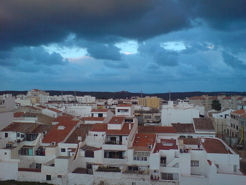 File:2007-12-28-Mao-Menorca-CIELOS-001 - panoramio.jpg