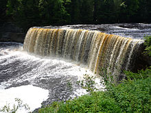 Chocolate-colored Tahquamenon Falls 2009-0618-TahquamenonFalls.jpg