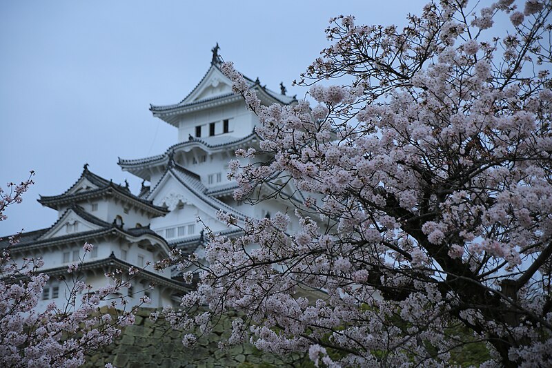 File:20160403 Himeji-Castle 3422 (26553490360).jpg