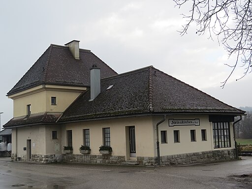 2018-01-16 (511) Bahnhof Steinakirchen am Forst