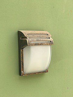 File:A Lamp Light.jpg