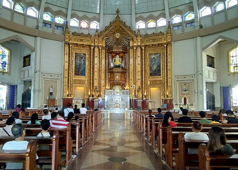 File:Antipolo Cathedral interior with high altar, 2019.jpg