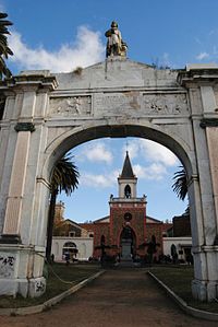 Arco de Triunfo de Cristobal Colón.jpg