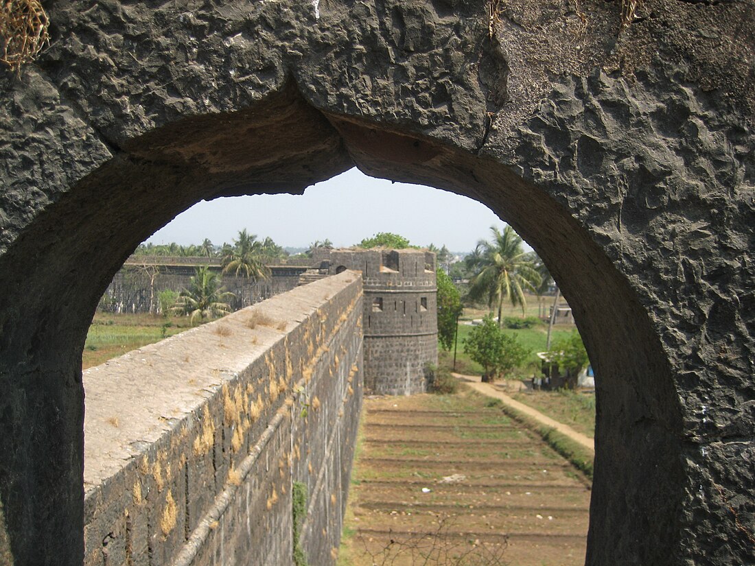 Arnala fort