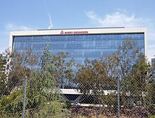 Former headquarters in Glendale, California Averydennisonheadquarters.jpg