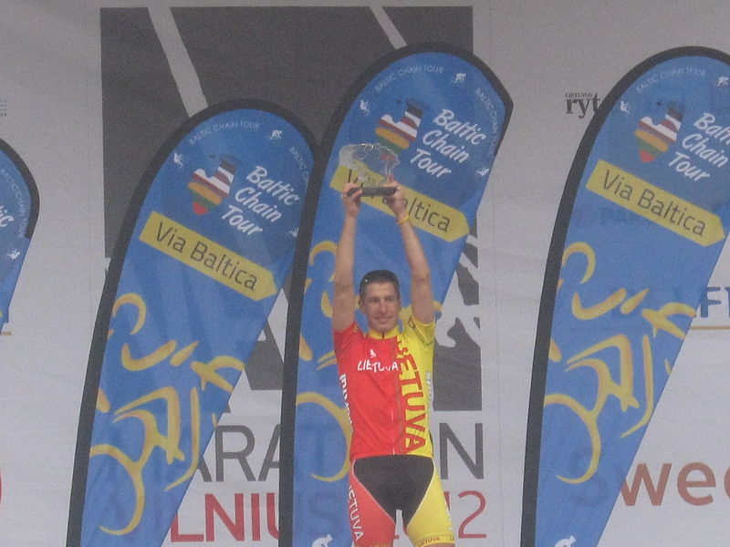 File:Baltic Chain Tour 2012 - Gediminas Bagdonas awarded for winning 5th stage.JPG