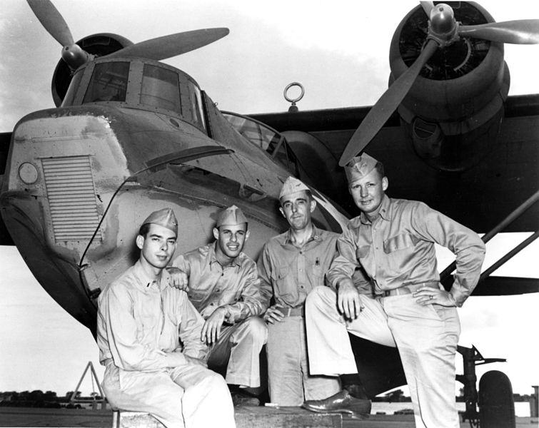 File:Battle of Midway PBY torpedo attack pilots in June 1942.jpg