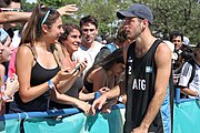 Deutsch: Beachvolleyball bei den Olympischen Jugendspielen 2018; Tag 11, 17. Oktober 2018; Jungen, Spiel um Platz 3 – Argentinien-Ungarn 2:0 (21–15/21–15) English: Beach volleyball at the 2018 Summer Youth Olympics at 17 October 2018 – Bronze Medal Match – Argentina-Hungary 2:0 (21–15/21–15)