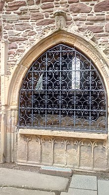 The tomb of Murdo Mackenzie's grandfather Kenneth Mackenzie at Beauly Priory Beauly Priory 12.jpg