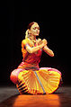 Bharatanatyam danseuse.jpg