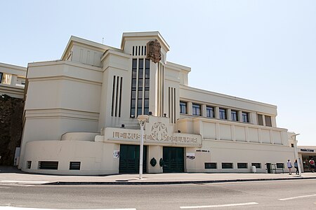 Entrée de l'Aquarium de Biarritz (1933, style Art déco).