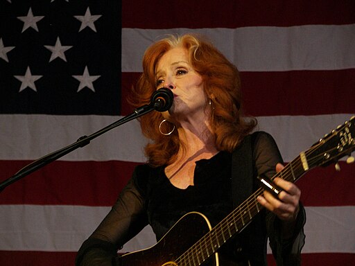 Bonnie Raitt at John Edwards presidential campaign