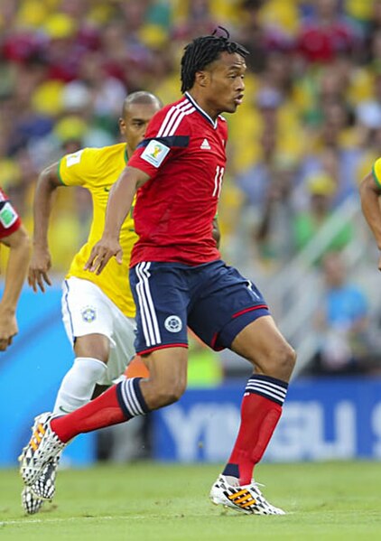 File:Brazil and Colombia match at the FIFA World Cup 2014-07-04 - Juan Cuadrado.jpg