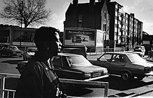Brenda Agard Black Britse fotograaf op fotoshoot 1987 London.jpg
