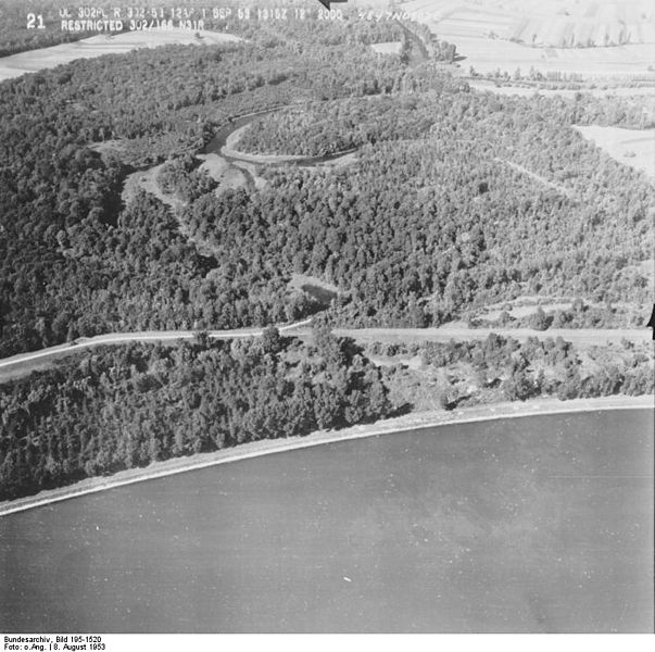 File:Bundesarchiv Bild 195-1520, Rheinbefliegung, Offendorf - Fort Louis.jpg