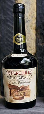 Кальвадос «Пэй д’Ож» (Pays d’Auge), 42°, выдержка 20 лет, производителя «Лё Пэр Жюль» (Le Père Jules) (Сент-Дезир де Лизьё, Кальвадос, Нормандия, Франция)