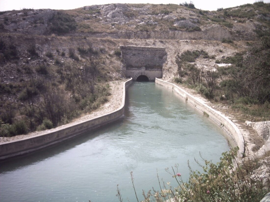 File:Canal-coudoux91.jpg