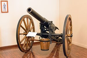 Canon de Campana Krupp de 90 mm 01.jpg