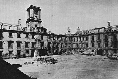 Tập_tin:Castle_Warsaw_1941.JPG