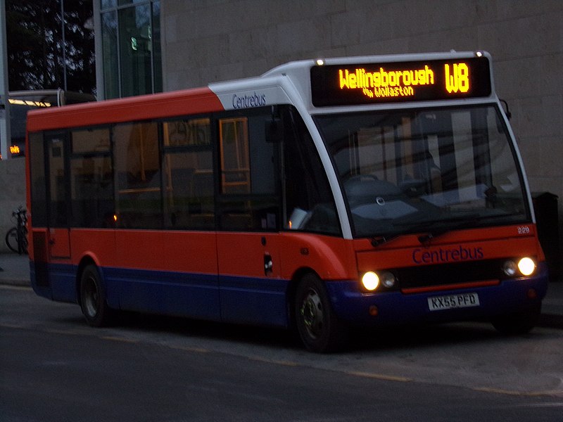 File:Centrebus Optare Solo 229 KX55 PFD on route W8 to Wellingborough (38684802885).jpg