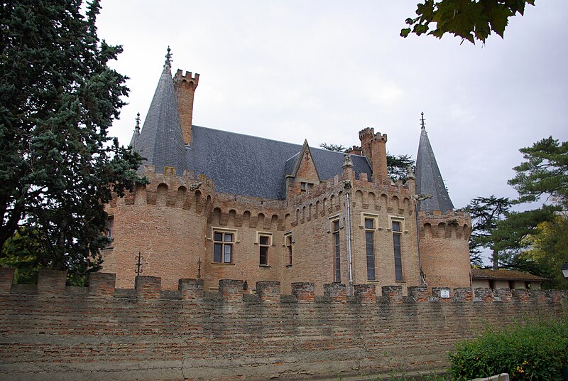 File:Château de Brax 4.jpg