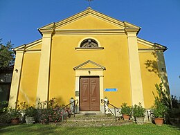 Église de San Nicolò (Cazzola, Traversetolo) - façade 2 2019-06-26.jpg