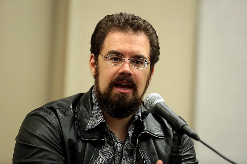 File:Christopher Paolini (40605624370).jpg