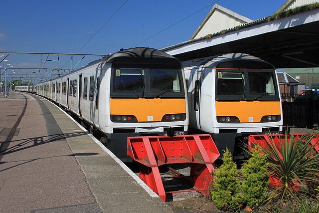 Class 321 trains terminating at Clacton-on-Sea in July 2013