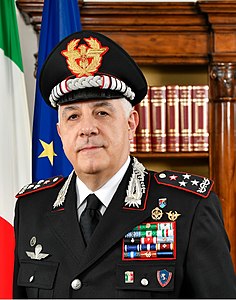Генерал-командующий генерал CATeo Luzi.jpg