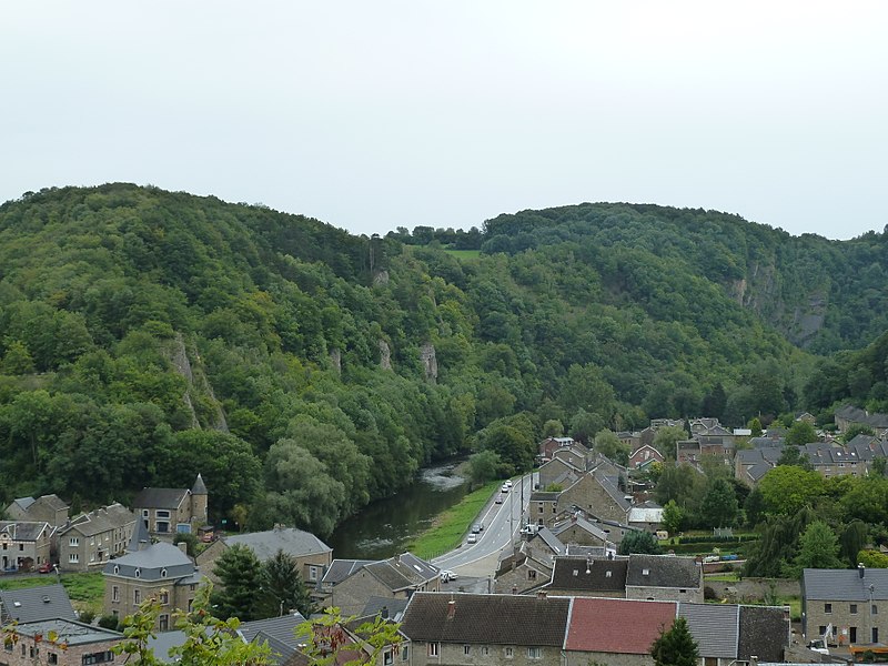 File:Comblain-au-Pont-Rochers du Thier Pirard.jpg