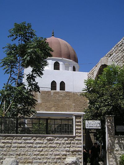 サラーフッディーン廟。世界最古のモスクといわれるウマイヤド・モスクに隣接する。