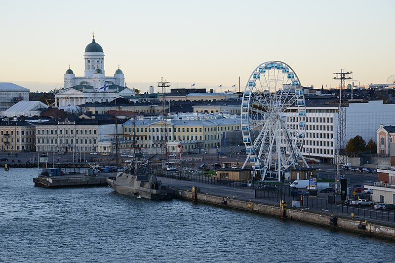 File:Departing from Helsinki (Finland) to Stockholm aboard the cruiseship MS Silja Symphony (24561264500).jpg