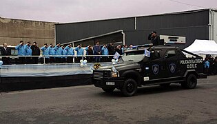 Douc policia ciudad aniversario.jpg