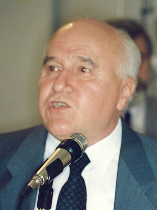 <span class="mw-page-title-main">Dragoslav Srejović</span> Serbian archaeologist, cultural anthropologist and historian