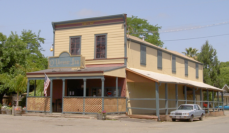 El Verano Inn 4044