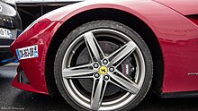 The F12berlinetta has carbon ceramic brakes as standard equipment. Ferrari F12 Berlinetta 6.2 '13 (11841933714).jpg