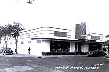 The first stand-alone Publix Super Market in Winter Haven, Florida, c. 1940. It is now a thrift store. FirstPublix.jpg